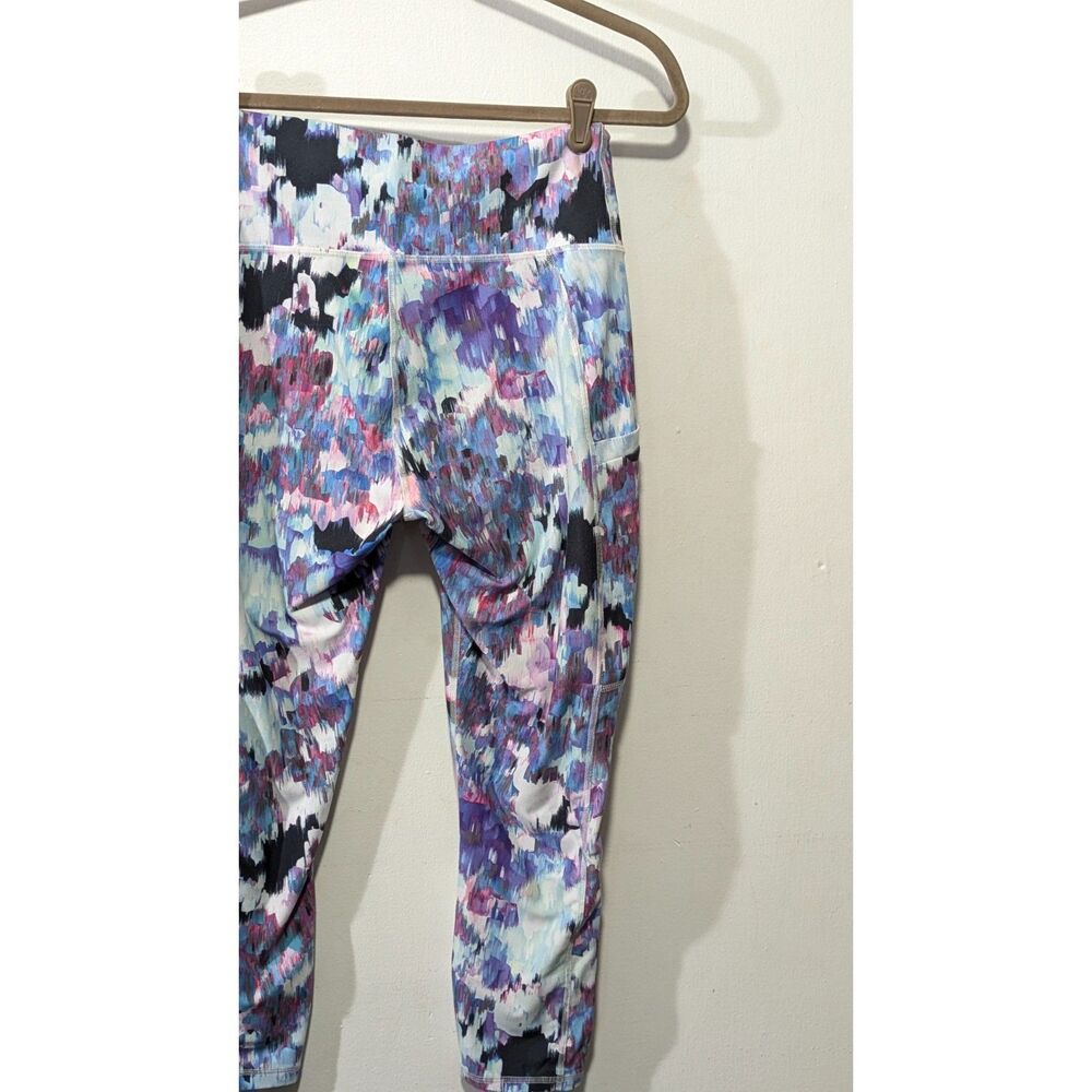 Guru Active Capri Leggings sz. Medium